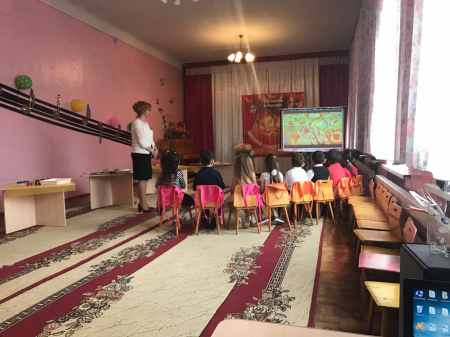 Рисование в нетрадиционной технике "Эбру"- "Танец красок на воде"
