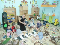 Изучаем правила дорожного движения
