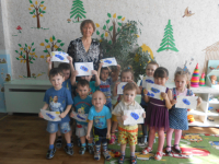 Ракета летит в космос