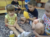 Познакомимся с малышами