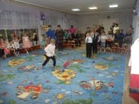 Играем "Помощники"