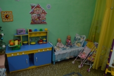 уголок сюжетно-отобразительной игры "Дом"