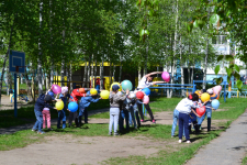 Утренняя гимнастика с шарами