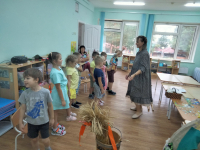 Занятие со специалистами МВЦ