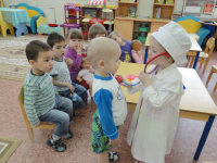 Мы столько много узнали о здоровье, что решили стать докторами!