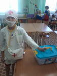 Всех излечит, исцелит добрый доктор