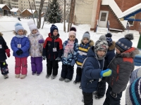 Продолжаем играть в