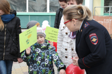 На площади нас поджидала инспектор ГИБДД