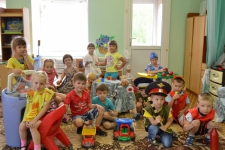 "Крепыши" всегда дружны, так играют "Крепыши".