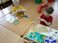 Земля - она зеленая, коричневая, белая и голубая.