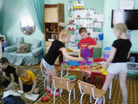 Готовим украшения для теремка.
