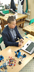 Начало сборки башенного крана. 7 класс