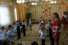 8 марта 2014