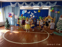 песня "Выглянуло солнышко"