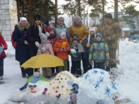 Снеговик "Добрюша на отдыхе"