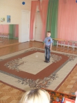 ДАНИЛ ЧИТАЕТ СТИХОТВОРЕНИЕ ВИКТОРОСА ВИТИСА О ПОДВИГЕ ЕЛЕНЫ ЛИТВИНОВОЙ