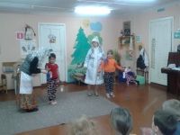 РЕКОМЕНДАЦИИ «Взаимодействие педагогов с родителями во время проведения досугово-развлекательных мероприятий с детьми раннего возраста»