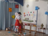 Пошла Муха на базар и купила самовар!