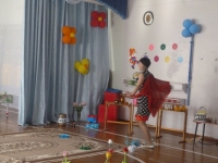 Пошла Муха на базар и купила самовар!