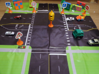 Игровое поле "Изучаем правила дорожной безопасности"