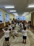 Общеразвивающие упражнения с ленточками