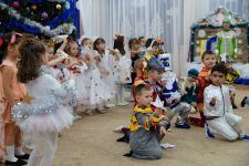 песня с солистами "Букет" гр."Колокольчик"