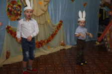 Танец зайчиков