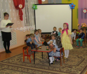 сценка "Три мамы"