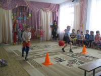 Игра "Полёт на метле"