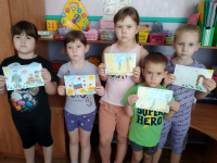 Рисунки мобилизованным солдатам