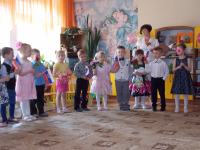 Совместное развлечение с родителями на тему "Этот славный день победы!"