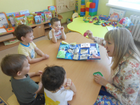 "Дети должны жить в мире музыки, красоты, игры, сказки, рисунка, фантазии и творчества"