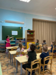 Во время занятия была создана игровая ситуация, способствующая формированию навыков конструирования.