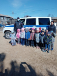Сотрудники ГИБДД познакомили дошкольников с работой дорожных полицейских