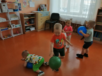 развлечение «Игры с воздушным шариком»
