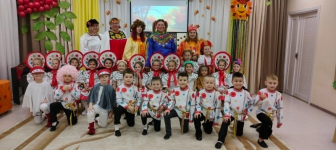 Осенний праздник в в русском традиционном стиле
