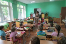 А у нас всемирный день чтения!