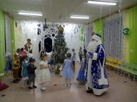 Сказочный паровоз