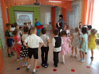 Нам очень весело!