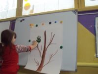 "Волшебное дерево" -  рисование ладошками.