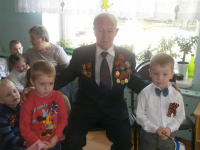 Правнук Артём с ветераном