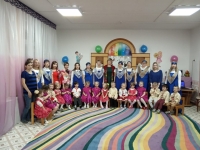 Праздник в народном стиле