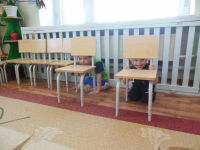 А мы спрячемся в кусты, прячься,Заинька, и ты!