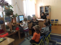 Д/И "Поможем Лисичке найти друзей"