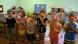 делаем подарки для мам