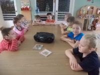 Прослушивание сказок в записи